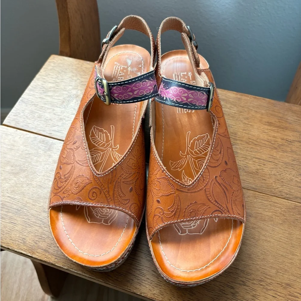 L'Artiste Spring Step Women's Genuine Leather Wedge Sandals Size 41 (US 10-10.5) - Picture 2 of 4